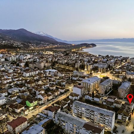 Ohrid Happy Apartments エクステリア 写真