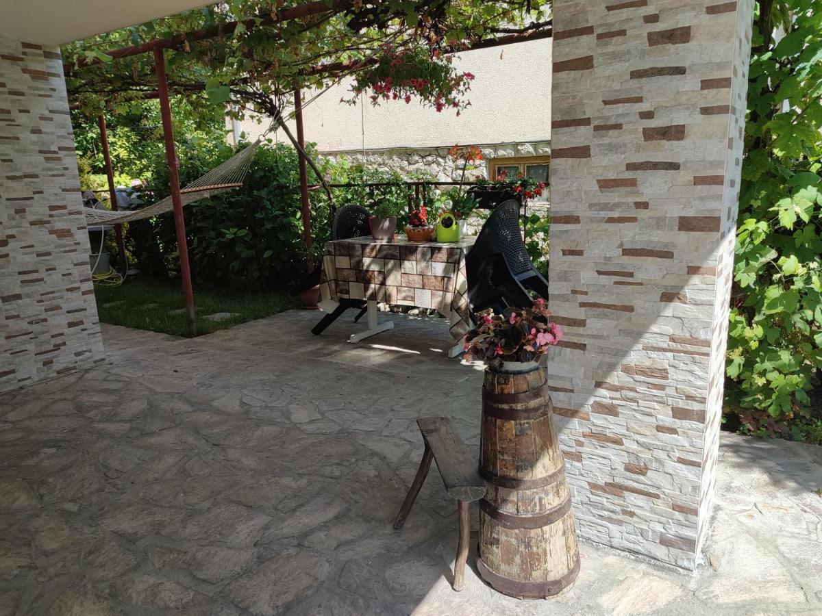 Ohrid Happy Apartments エクステリア 写真
