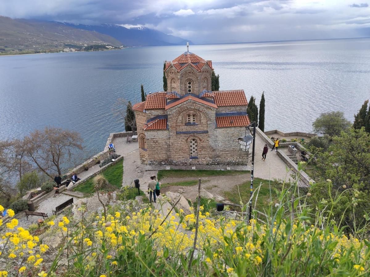Ohrid Happy Apartments エクステリア 写真