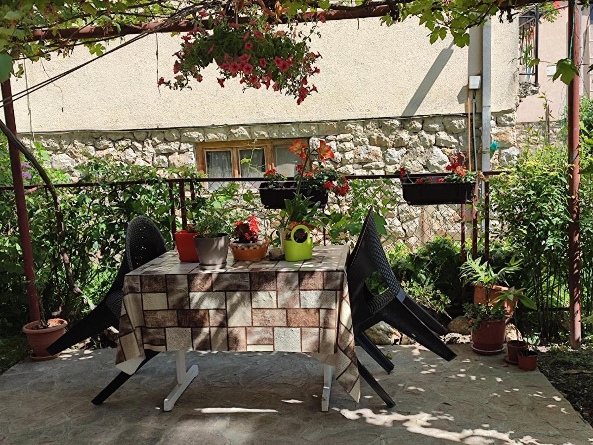 Ohrid Happy Apartments エクステリア 写真