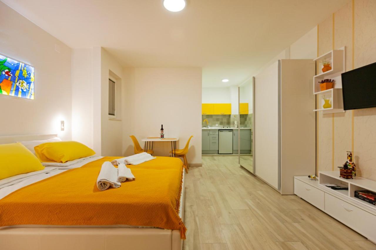 Ohrid Happy Apartments エクステリア 写真