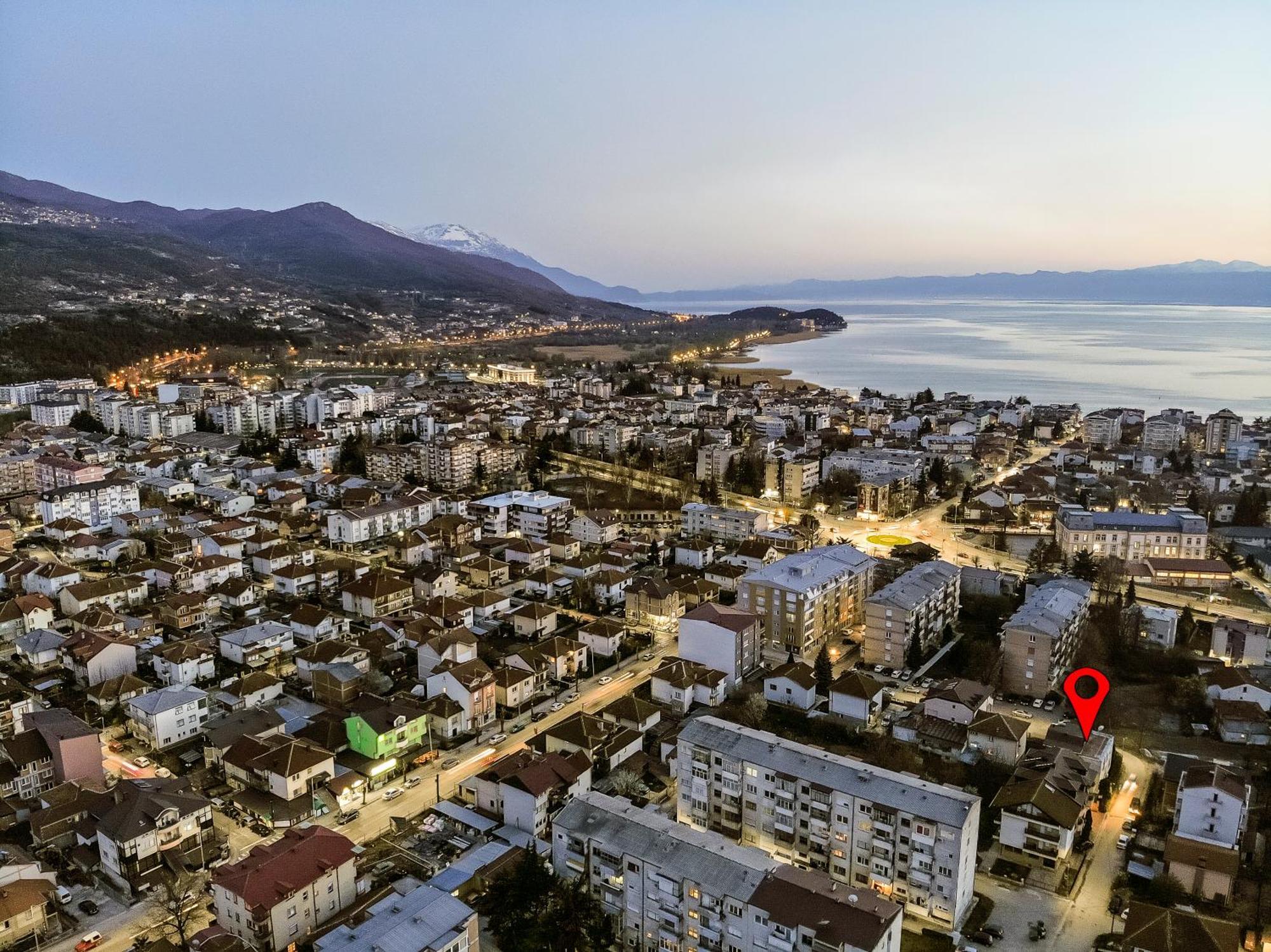 Ohrid Happy Apartments エクステリア 写真