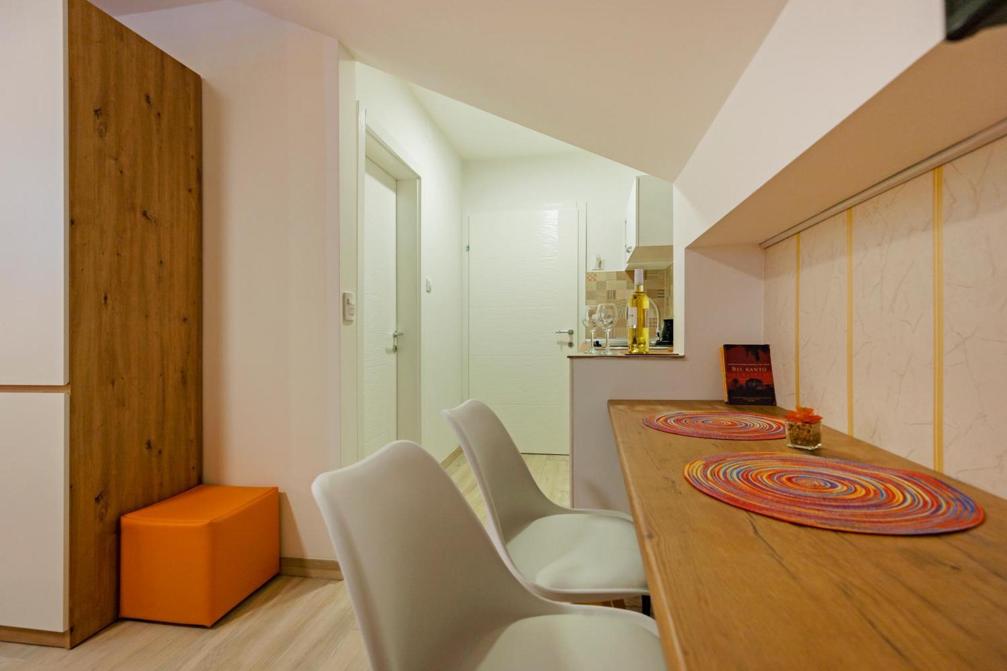 Ohrid Happy Apartments エクステリア 写真